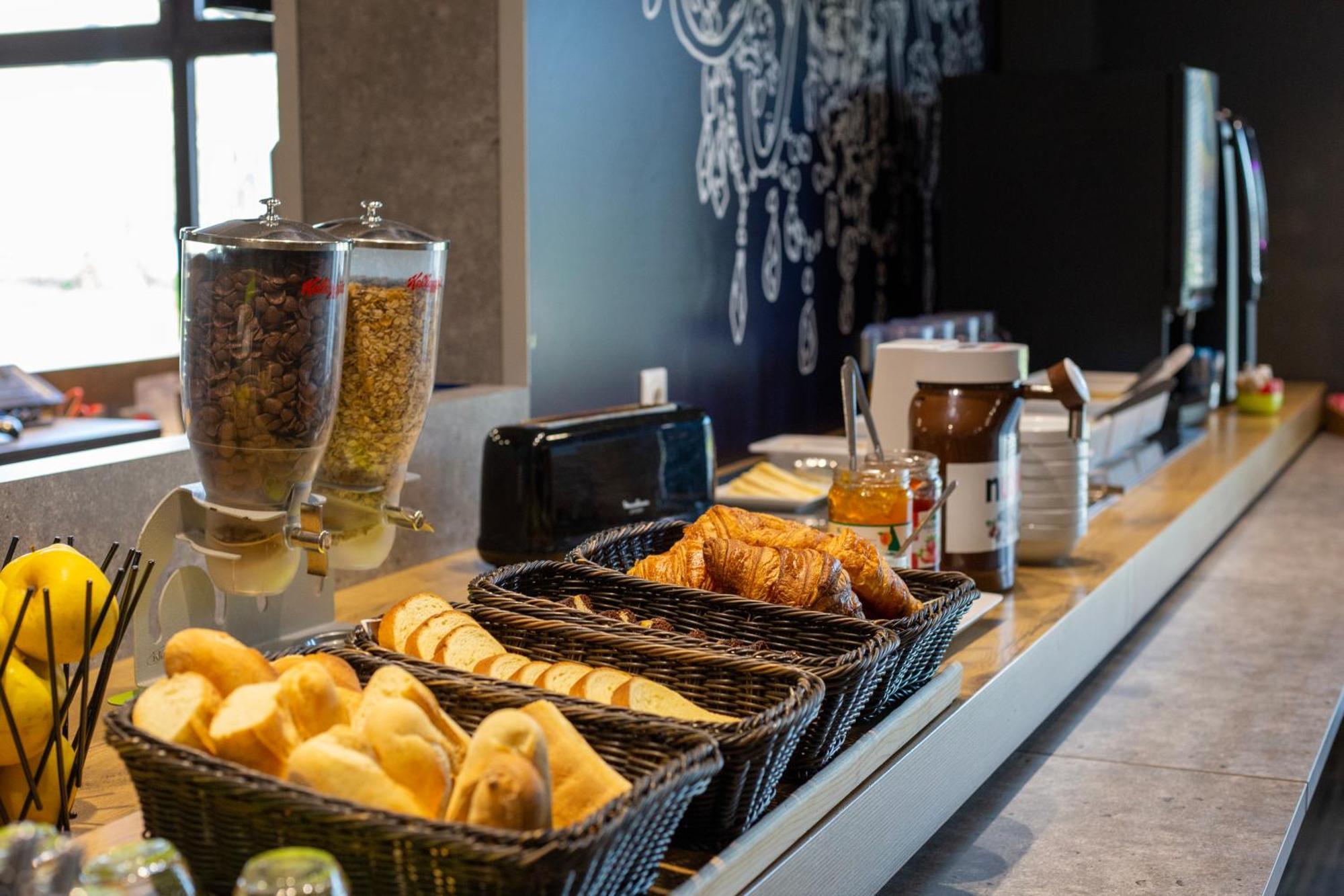 Ibis Budget Centre Hotel 2*